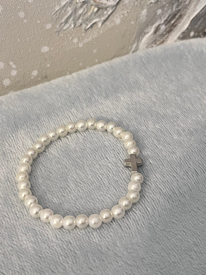 Graceful Devotion: Pearl Beaded Bracelet with Cross Charm