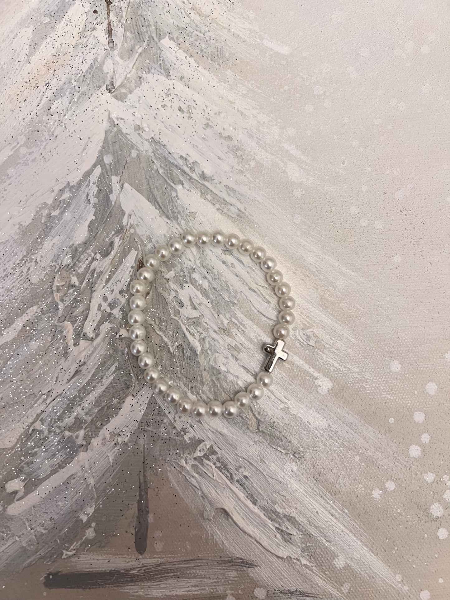 Graceful Devotion: Pearl Beaded Bracelet with Cross Charm