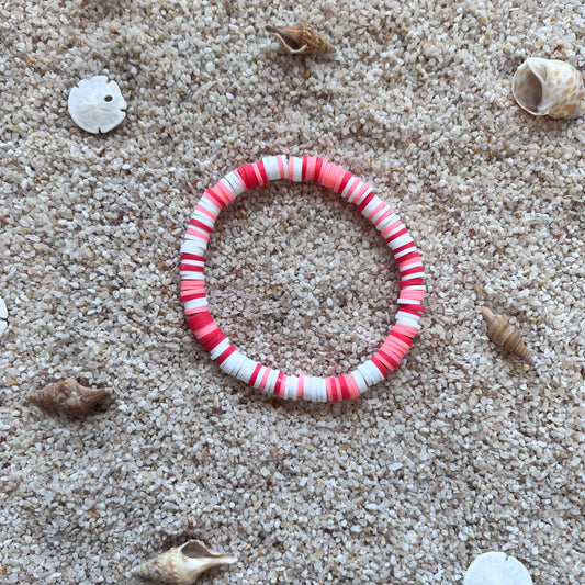 Seashell Kiss Heishi Bracelet - Soft Coral & White Beads