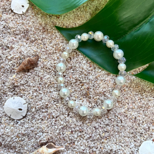 Pearl & Clear Crystal Glass Beaded Bracelet