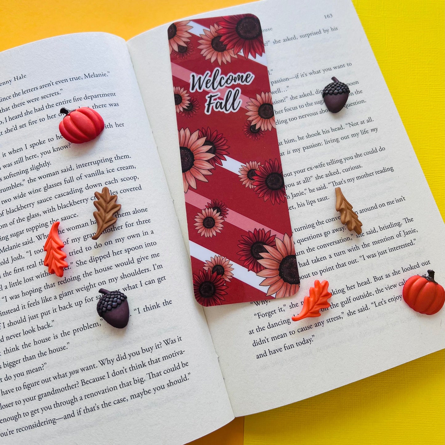 welcome fall bookmark